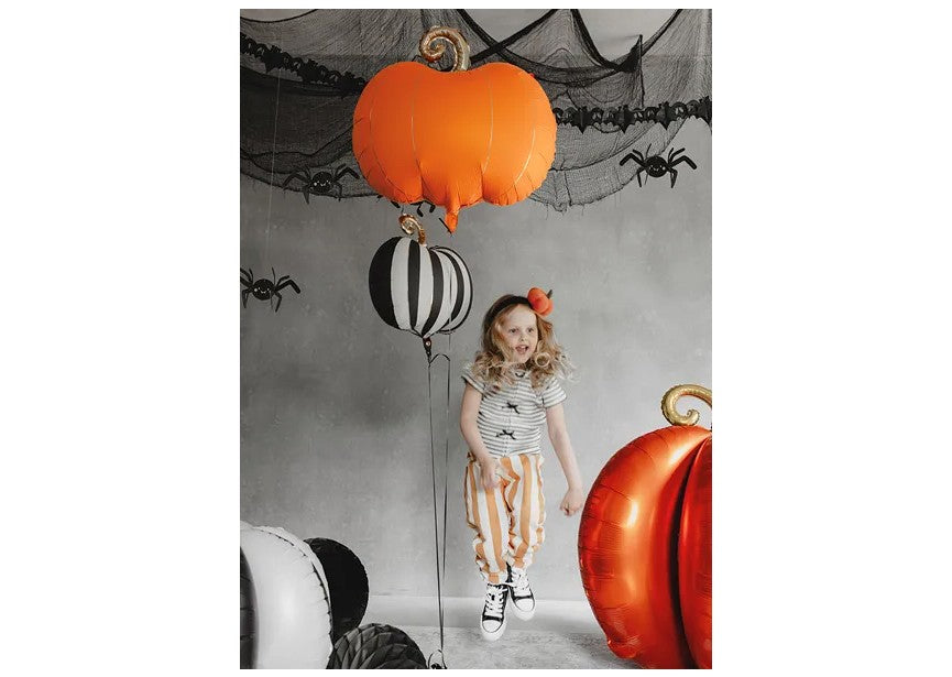 Pumpkin 24'' 61cm